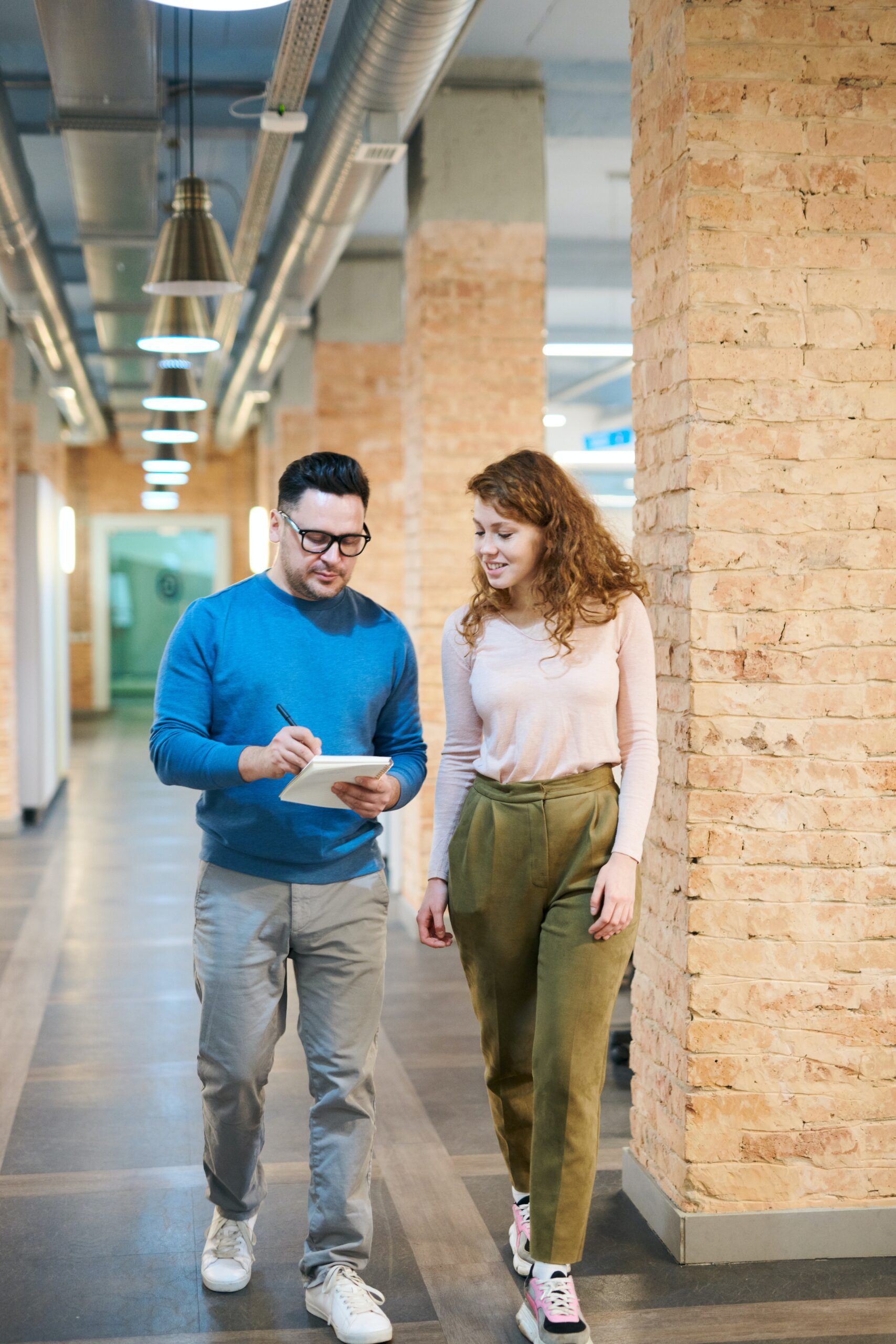 VIDEO COURSE SALES SCHOOL